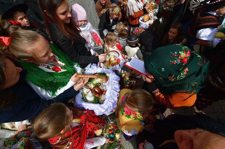 Święcenie pokarmów na Skalnym Podhalu