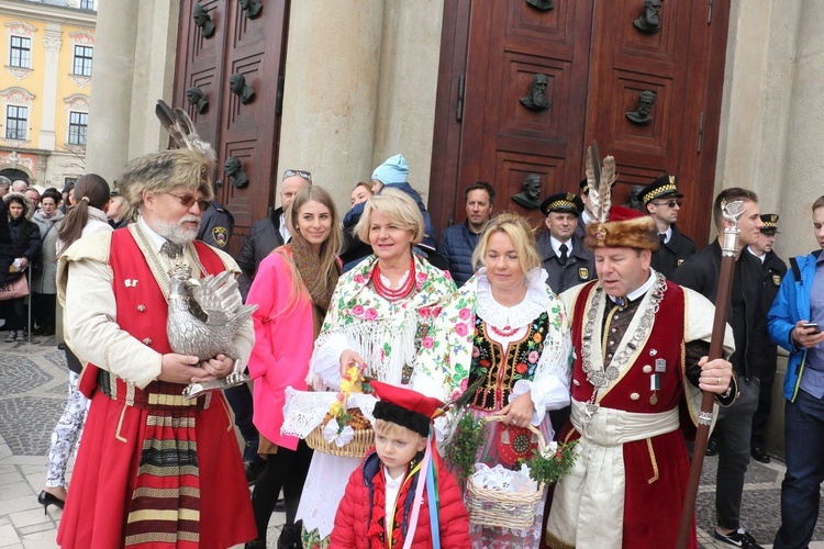 Święcenie pokarmów w Krakowie 2017, cz. 1