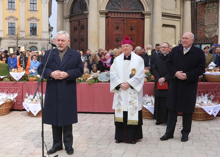 Święcenie pokarmów w Krakowie 2017, cz. 2