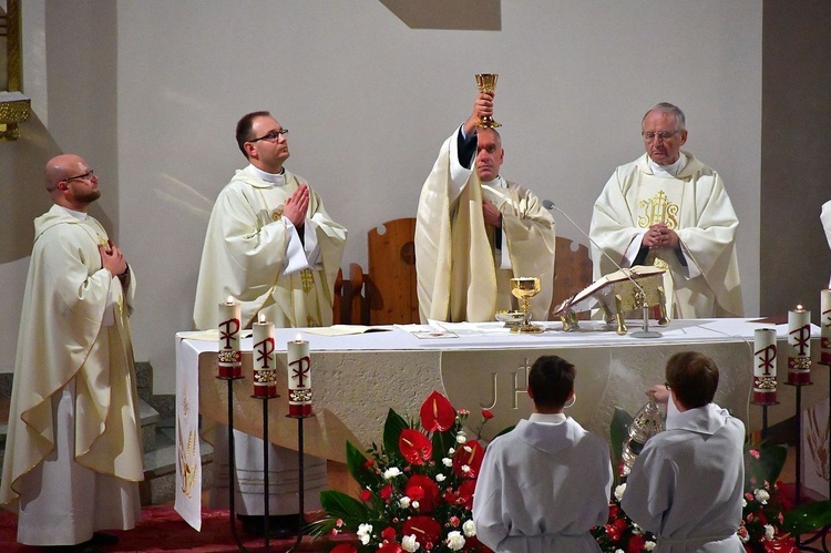 Liturgia Wielkiej Soboty w Zakopanem - św. Krzyż 