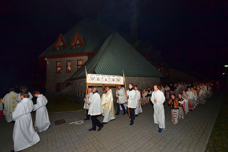 Liturgia Wielkiej Soboty w Zakopanem - św. Krzyż 