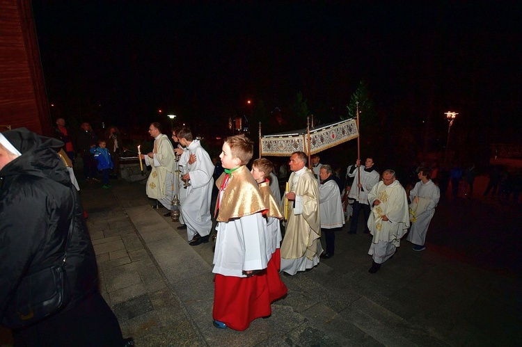 Liturgia Wielkiej Soboty w Zakopanem - św. Krzyż 