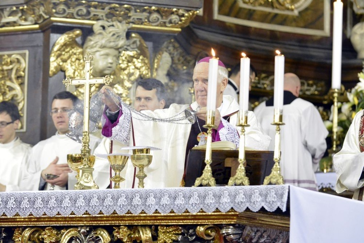 Wigilia Paschalna w katedrze