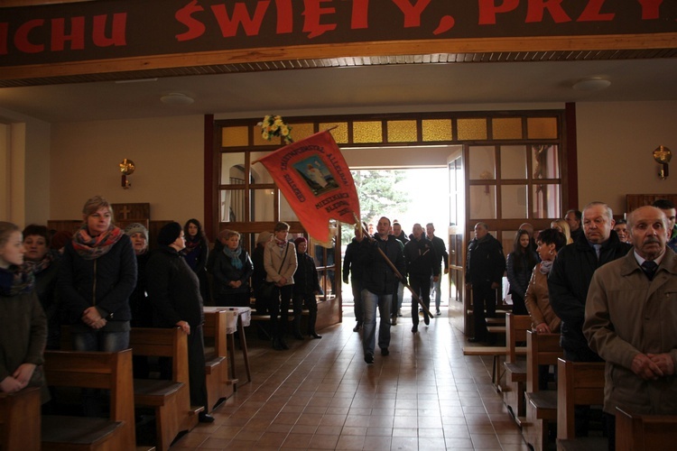 Chorągwiarze z parafii w Boczkach