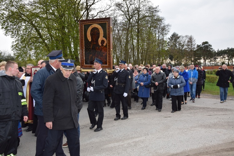 Powitanie ikony MB Częstochowskiej w Kaszewach Kościelnych