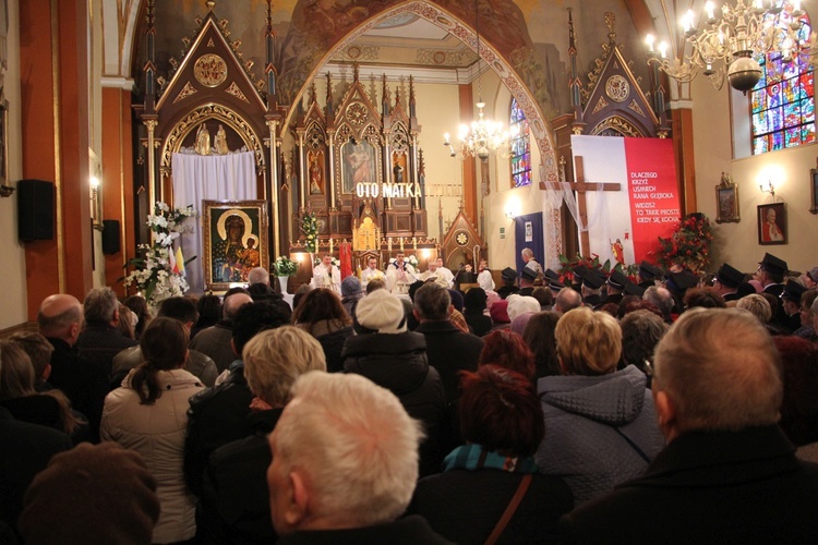 Powitanie ikony MB Częstochowskiej w Strzegocinie