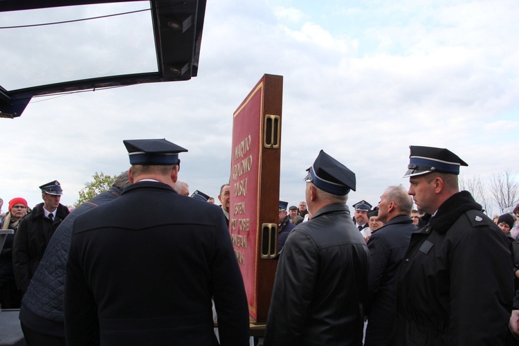 Powitanie ikony MB Częstochowskiej w Strzegocinie