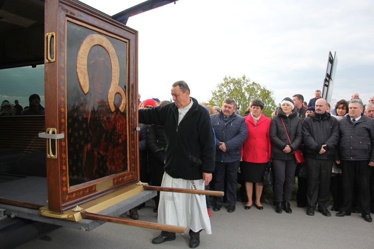 Powitanie ikony MB Częstochowskiej w Strzegocinie