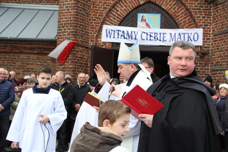 Powitanie ikony MB Częstochowskiej w Strzegocinie