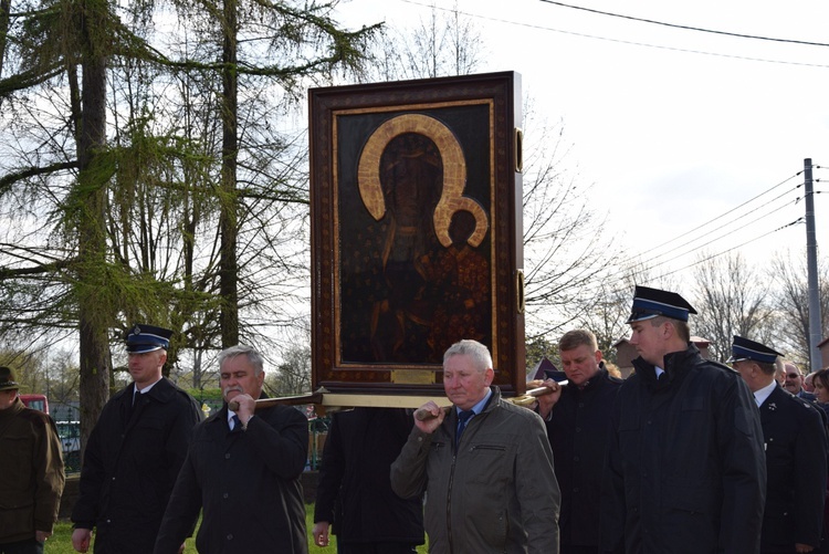 Powitanie ikony MB Częstochowskiej w Witoni