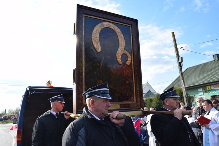 Powitanie ikony MB Częstochowskiej w Witoni