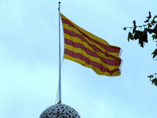 Rząd Katalonii przeprowadzi referendum w sprawie niepodległości regionu