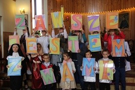 Obchody 28. rocznicy beatyfikacji Franciszki Siedliskiej rozpoczęło przedstawienie przygotowane przez dzieci i młodzież 