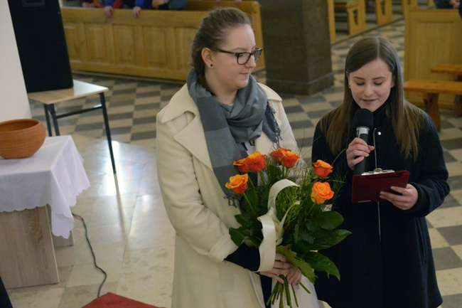 Pielgrzymka bierzmowanych do skarżyskiej Ostrej Bramy