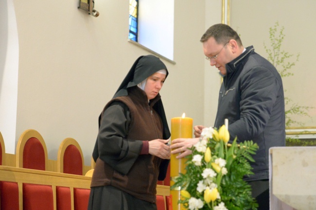 Pielgrzymka bierzmowanych do skarżyskiej Ostrej Bramy