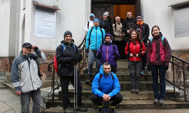 W drodze po światło zmartwychwstania