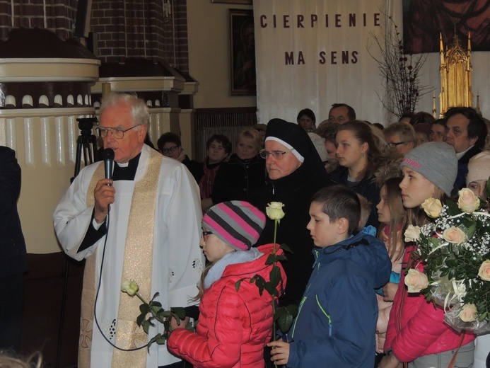 Powitanie ikony MB Częstochowskiej w parafii św. Stanisława w Kutnie