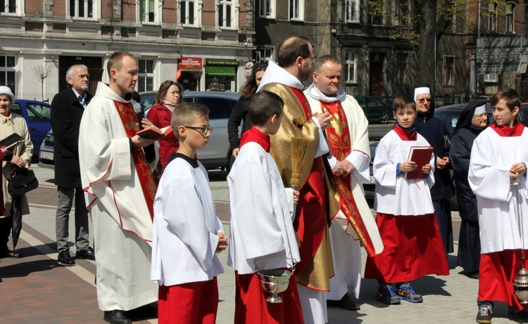 Figura Zmartwychwstałego u franciszkanów w Gliwicach