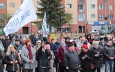 Koronka do Bożego Miłosierdzia na rynku w Koszalinie