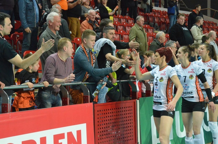 Mecze barażowe w Ostrowcu 