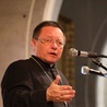 Konferencję dla pielgrzymujących maturzystów wygłosił bp Grzegorz Ryś z Krakowa.