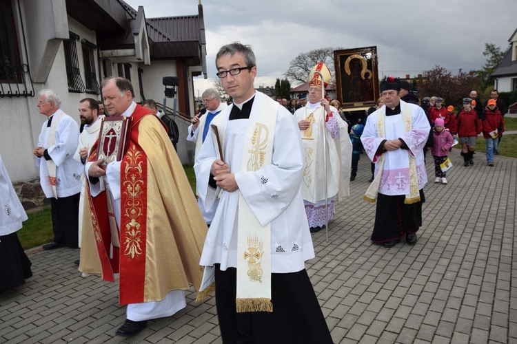 Powitanie ikony MB Częstochowskiej w Kutnie-Dybowie