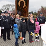 Powitanie ikony MB Częstochowskiej w Kutnie-Dybowie