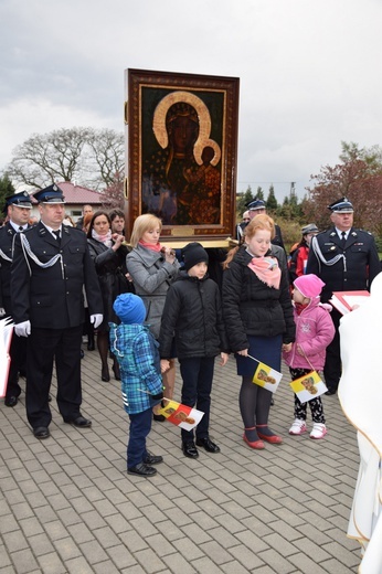 Powitanie ikony MB Częstochowskiej w Kutnie-Dybowie