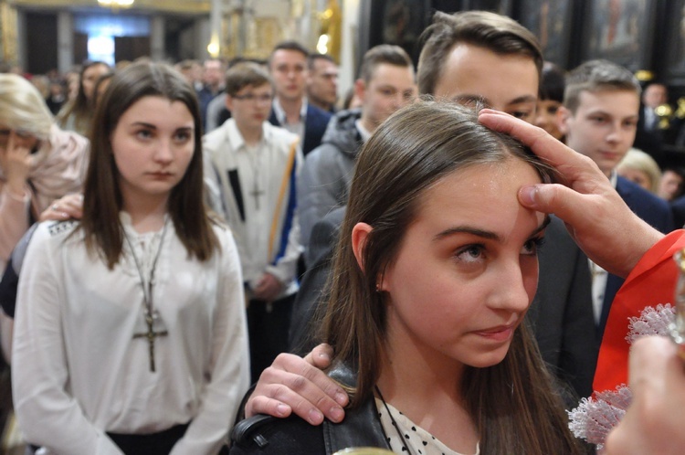 Bierzmowanie w bazylice św. Mikołaja w Bochni