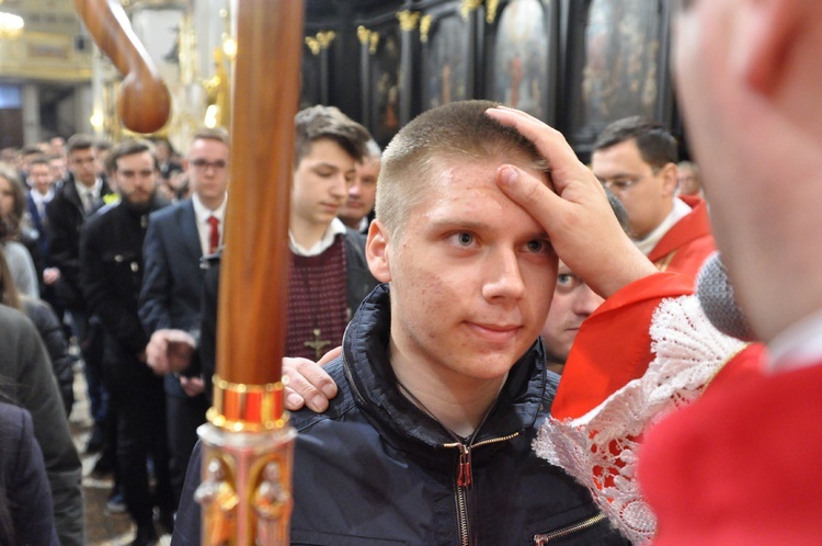 Bierzmowanie w bazylice św. Mikołaja w Bochni