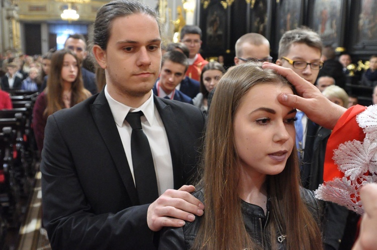 Bierzmowanie w bazylice św. Mikołaja w Bochni