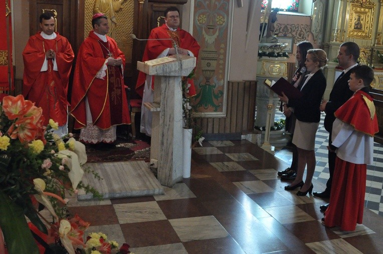 Bierzmowanie w Mikluszowicach