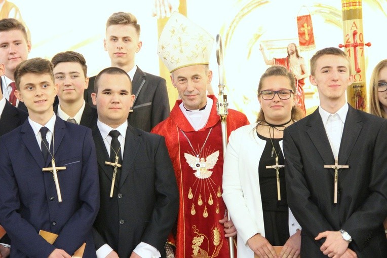 Bierzmowanie w sądeckiej Helenie