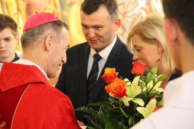 Bierzmowanie w sądeckiej Helenie