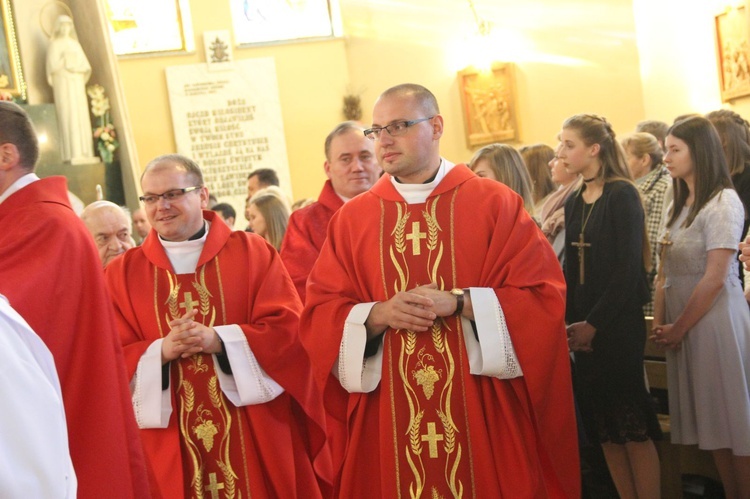 Bierzmowanie w sądeckiej Helenie