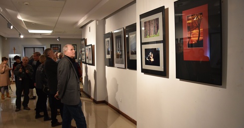 Wystawę fotografii Tadeusza Myślińskiego można zwiedzać do kńca maja