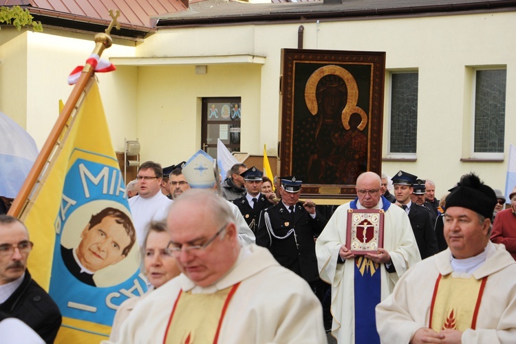 Powitanie ikony MB Częstochowskiej w Kutnie-Woźniakowie