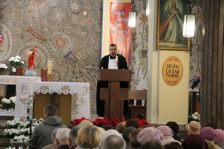 Powitanie ikony MB Częstochowskiej w Kutnie-Woźniakowie