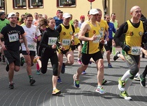 ▲	Start ostry nastąpił  na ul. Sandomierskiej.