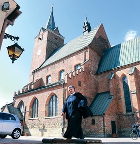 Kościół parafialny w Pilźnie. Miasto jest jednym  z najstarszych ośrodków życia religijnego w regionie.