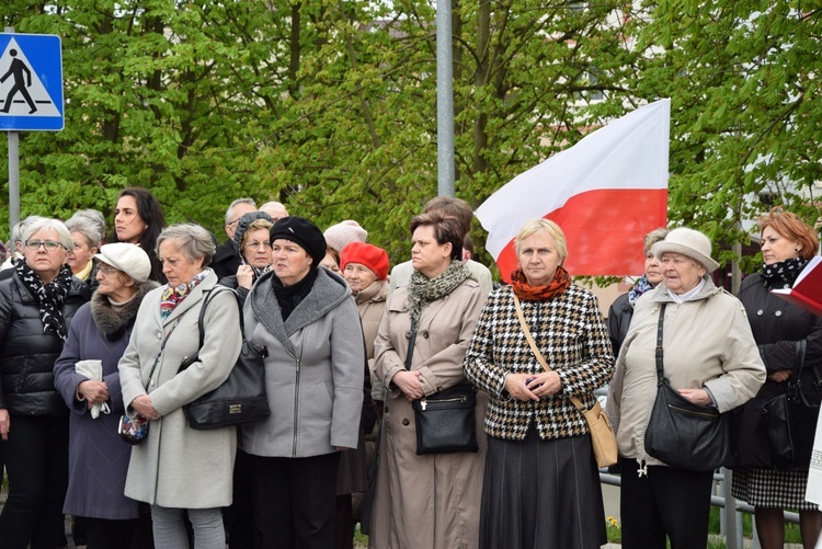 Powitanie ikony MB Częstochowskiej w parafii św. Jadwigi w Kutnie