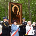 Powitanie ikony MB Częstochowskiej w parafii św. Jadwigi w Kutnie