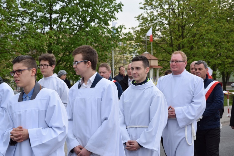 Powitanie ikony MB Częstochowskiej w parafii św. Jadwigi w Kutnie