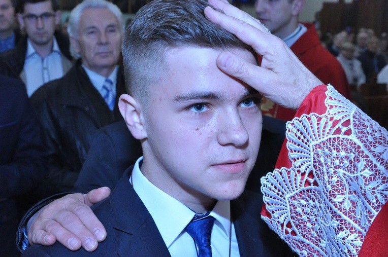 Bierzmowanie w kościele pw. św. Pawła w Bochni