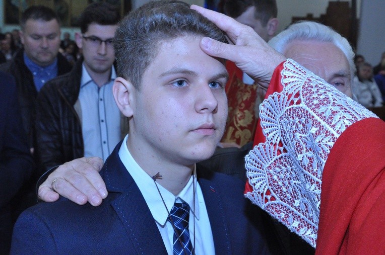 Bierzmowanie w kościele pw. św. Pawła w Bochni