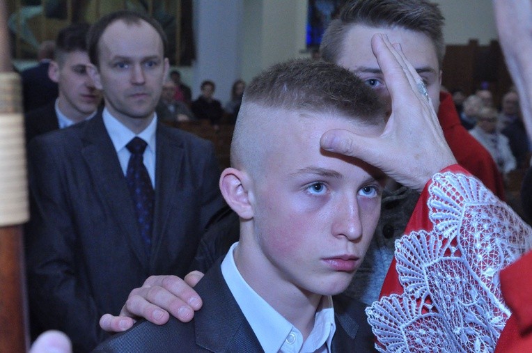 Bierzmowanie w kościele pw. św. Pawła w Bochni