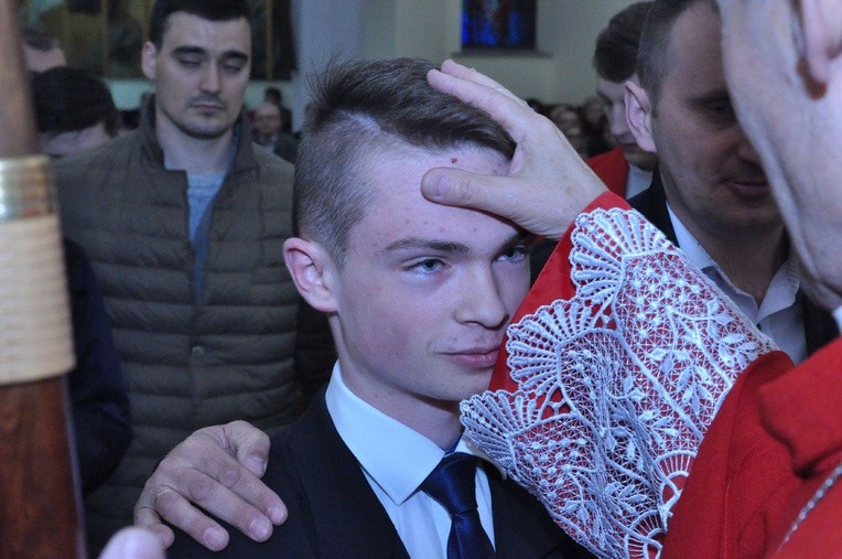 Bierzmowanie w kościele pw. św. Pawła w Bochni