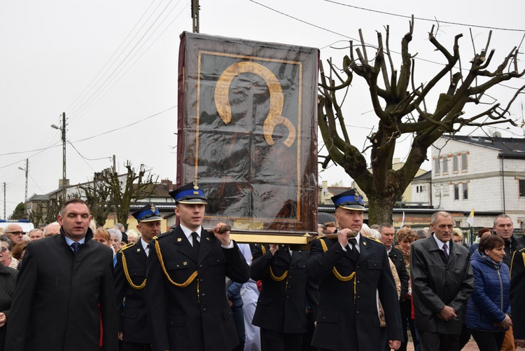 Powitanie ikony MB Częstochowskiej w parafii Błogosławionych Męczenników Kutnowskich