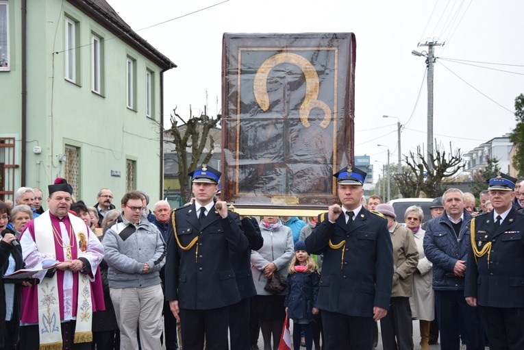 Powitanie ikony MB Częstochowskiej w parafii Błogosławionych Męczenników Kutnowskich