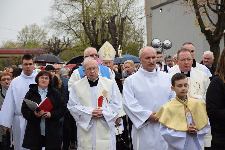 Powitanie ikony MB Częstochowskiej w parafii Błogosławionych Męczenników Kutnowskich